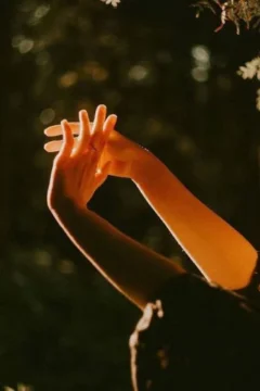 Cliënt die holistische heroïneverslavingstherapie ontvangt