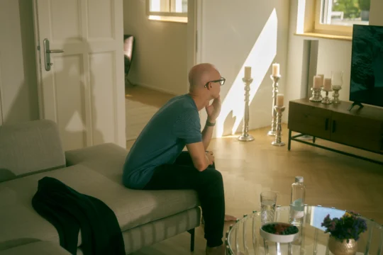 Paracelsus Recovery behandelkamer met uitzicht op het Zürichsee voor osteoporose ondersteuning