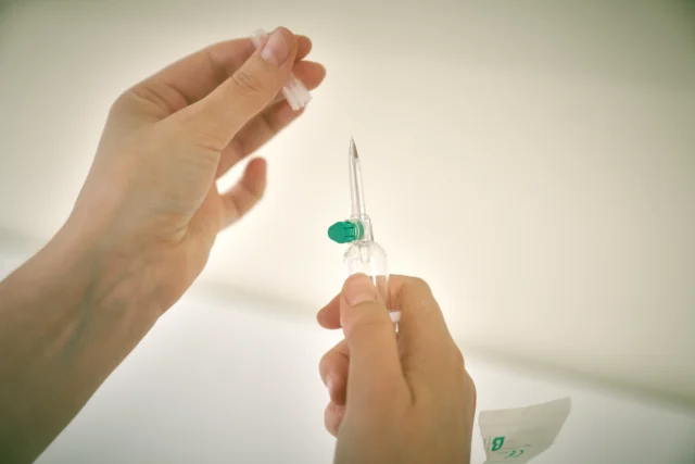 Uitgebreide programma's voor behandeling van nicotineverslaving